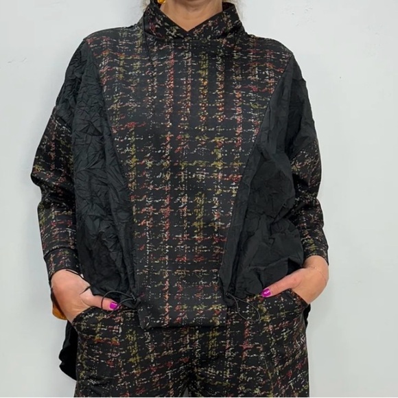 KOZAN stretched Hundstooth Chic Black and Multicolor Patterned Top - Picture 1 of 11